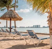 WIVC Coral Mar Resort- Amazing Hotel Zone & Lagoon Views, Enjoy the Tropical Breeze hotel detail image 4