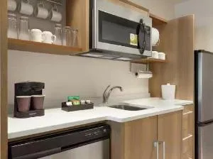 Home2 Suites By Hilton Thomasville hotel thumbnail 2