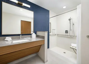 Fairfield by Marriott Inn & Suites Union hotel thumbnail 7