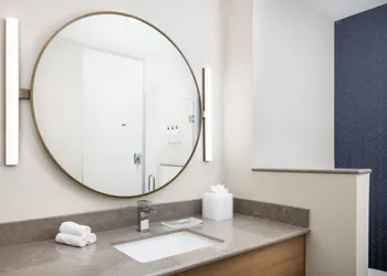 Fairfield by Marriott Inn & Suites Union hotel thumbnail 8