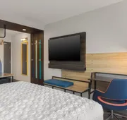 Tru By Hilton Oshkosh hotel detail image 4