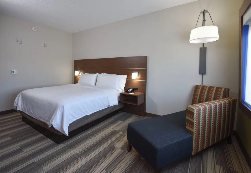 Holiday Inn Express & Suites - Orlando - Southeast by IHG hotel detail image 6