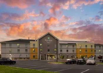 MainStay Suites Chesapeake - Greenbrier hotel thumbnail 3
