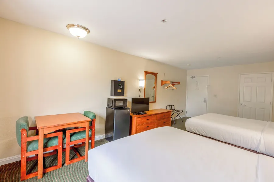 Hotel Avenida, San Clemente Beach hotel detail image 6