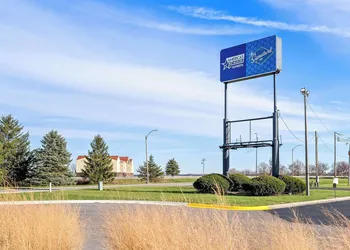 Signature Inn Danville hotel thumbnail 5