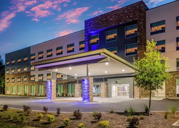 Holiday Inn Express Savannah Gateway by IHG hotel thumbnail 4