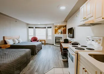 Western Budget Plus Grande Prairie 1 hotel thumbnail 4