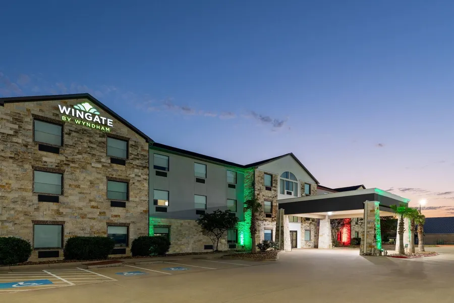 Hawthorn Extended Stay by Wyndham College Station South hotel detail image 2
