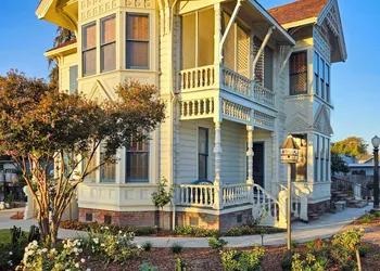 The JD Hyde Historic Inn hotel thumbnail 3