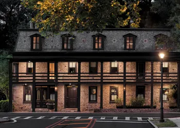 Stockton Inn hotel thumbnail 2