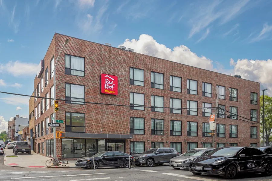 Red Roof Inn PLUS+ Brooklyn - 3rd Ave hotel detail image 2