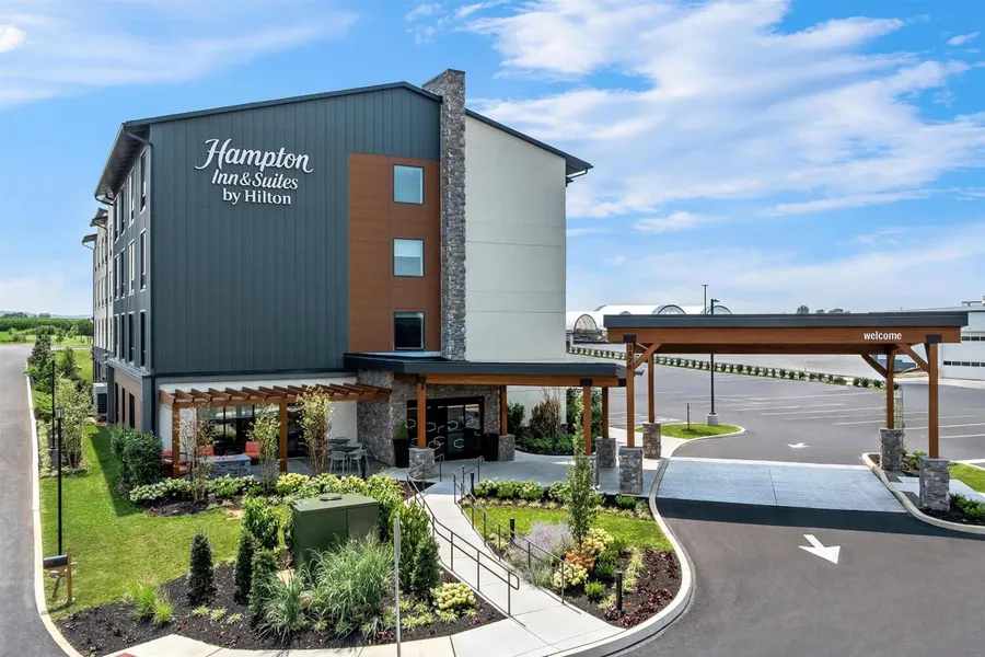 Hampton Inn & Suites Intercourse hotel detail image 2