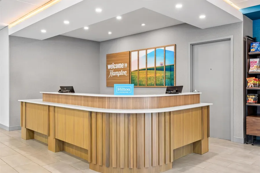 Hampton Inn & Suites Intercourse hotel detail image 6