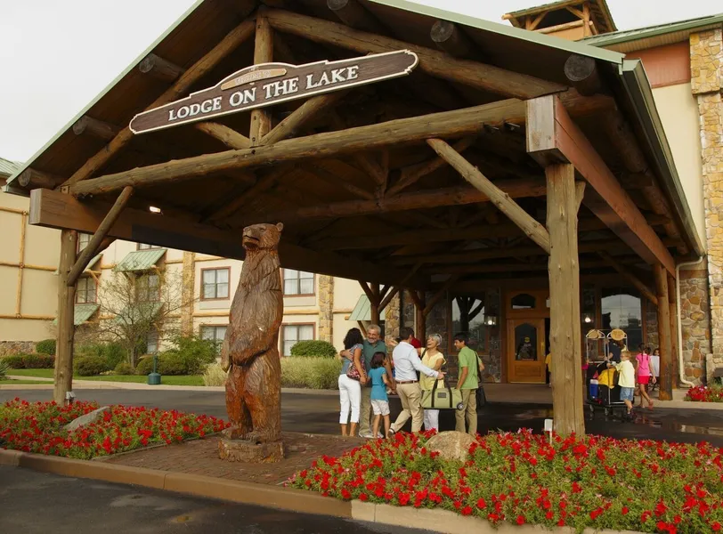 Darien Lake Lodge on the Lake hotel detail image 2