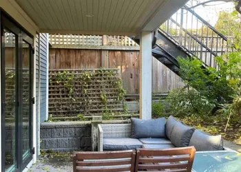 Patio Zen at The Inn On The Drive hotel thumbnail 6