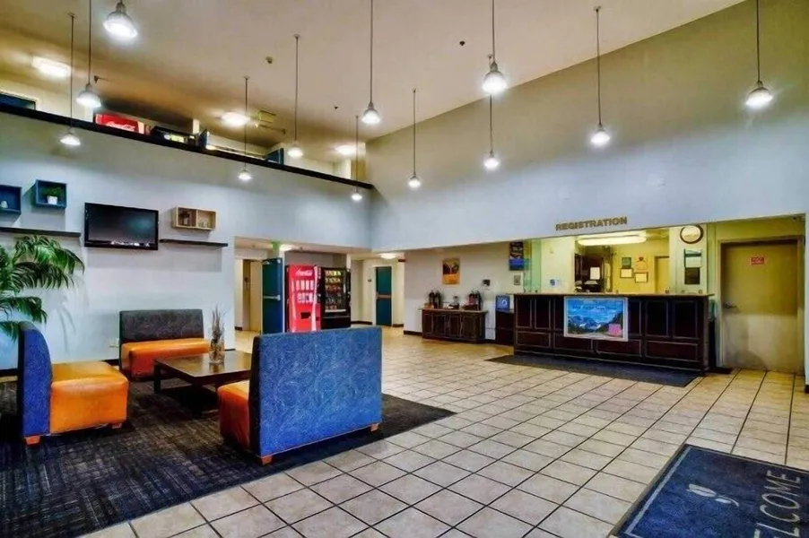 Studio 6 Suites Hesperia, CA – West Main Street – I-15 hotel detail image 6