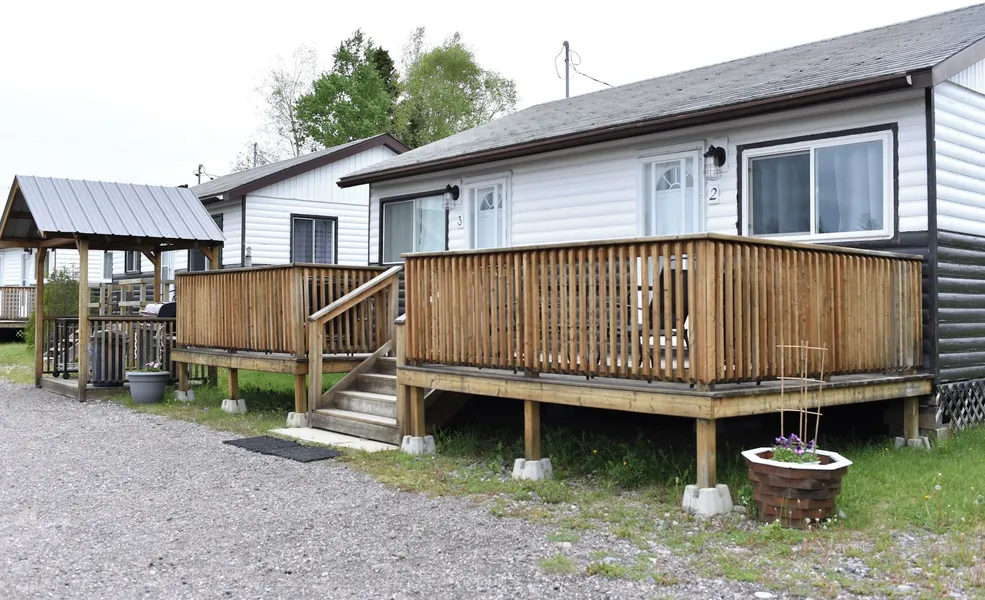 Jackfish Lake Cottages Motel hotel detail image 6