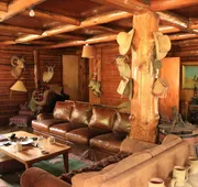 Grizzly Lodge hotel detail image 5