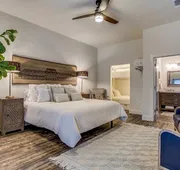 Eagles Landing Lodge Private Suites and Group Lodging hotel detail image 7
