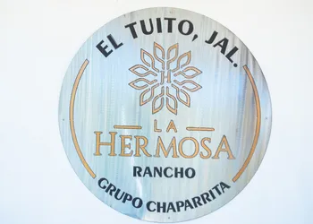 La hermosa hotel thumbnail 6