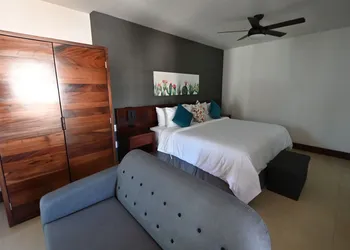 Barrio Vallarta Suites hotel thumbnail 8