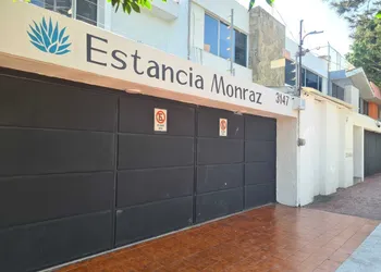 Estancia monraz hotel thumbnail 2