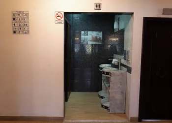 Komod Business Hotel hotel thumbnail 5