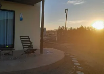 Tres Velas Surf hotel thumbnail 7