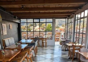 La Tozi hotel thumbnail 8
