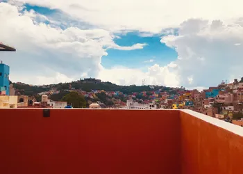 Depas guanajuato suites hotel thumbnail 2