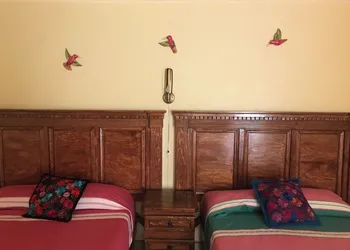 Depas guanajuato suites hotel thumbnail 6