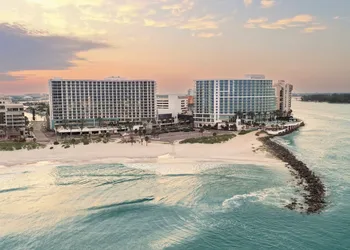 Opal Sol hotel thumbnail 2