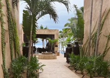 Casa Saint George hotel thumbnail 3