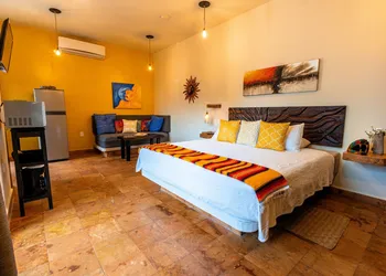 La Casa de Jardin hotel thumbnail 8