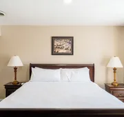 Road Creek Inn hotel detail image 7