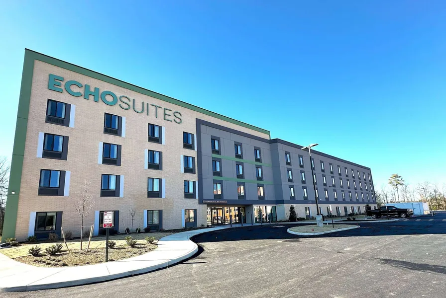 ECHO Suites Extended Stay by Wyndham Richmond West hotel detail image 2