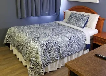 Salt City Inn hotel thumbnail 5