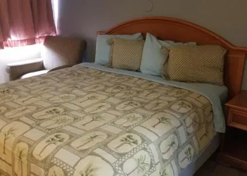 Salt City Inn hotel thumbnail 6