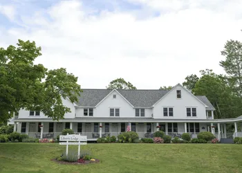 The Liberty Lodge at Sister Bay hotel thumbnail 4