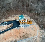 Shenandoah Manor - Pet friendly lodge with a hot tub and amazing views! hotel detail image 7