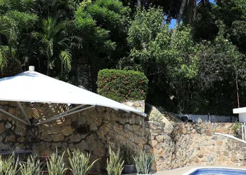 Casas del Acantilado hotel thumbnail 2