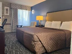 Clarion Pointe Winston - Salem Downtown hotel thumbnail 3