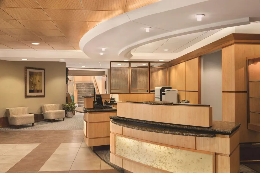 DoubleTree by Hilton Providence Airport Warwick hotel detail image 2