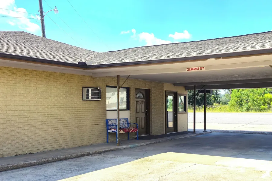Relax Inn By OYO Sulphur Hwy 90 hotel detail image 6