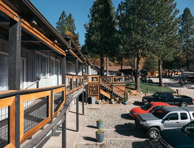 Summit View Inn hotel detail image 1