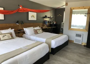 Summit View Inn hotel thumbnail 6