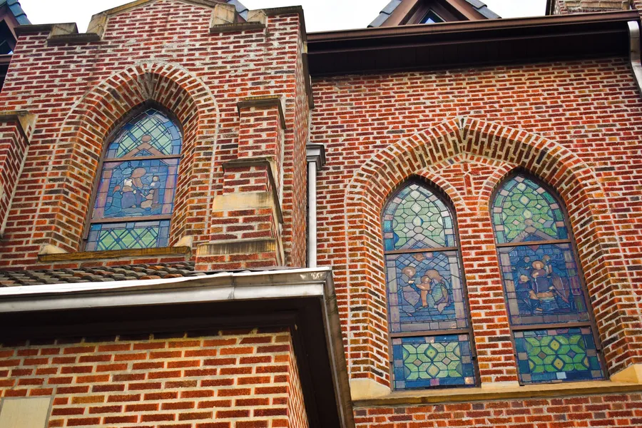 Chateau Connellsville hotel detail image 2