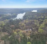 Lake Hartwell Escape hotel detail image 4