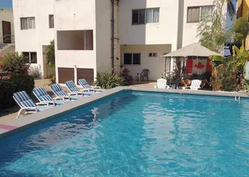 La Joya hotel thumbnail 6