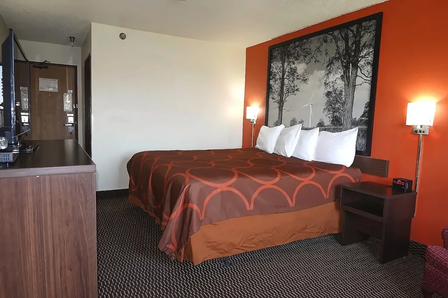 Hillside Inn & Suite hotel detail image 6
